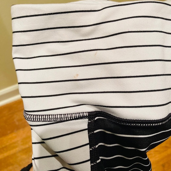 Athleta Striped Relay Capri with Pockets - Picture 5 of 10